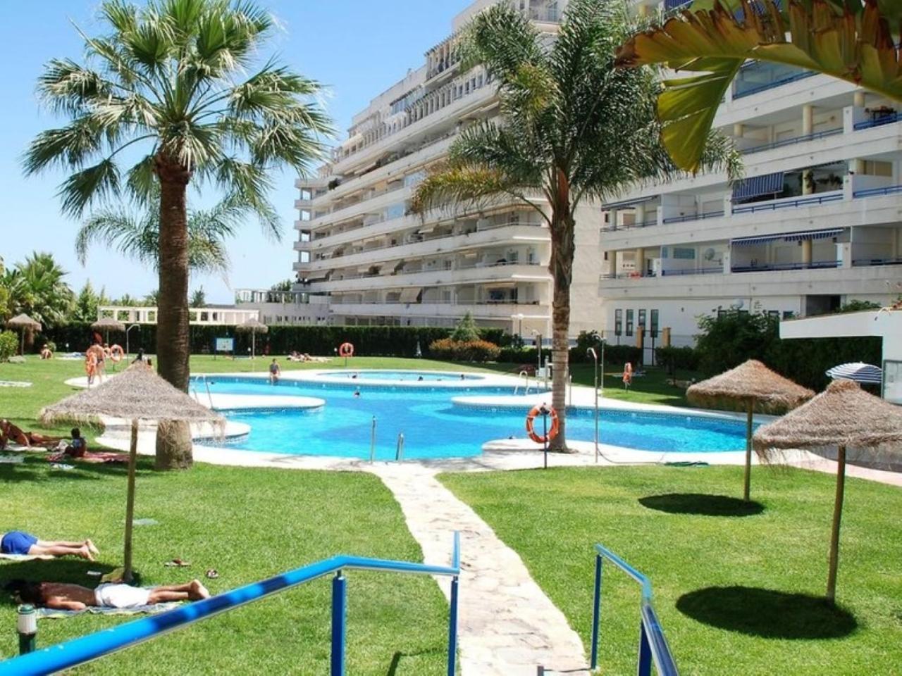 Apartamento Las Terrazas L Marbella Luaran gambar